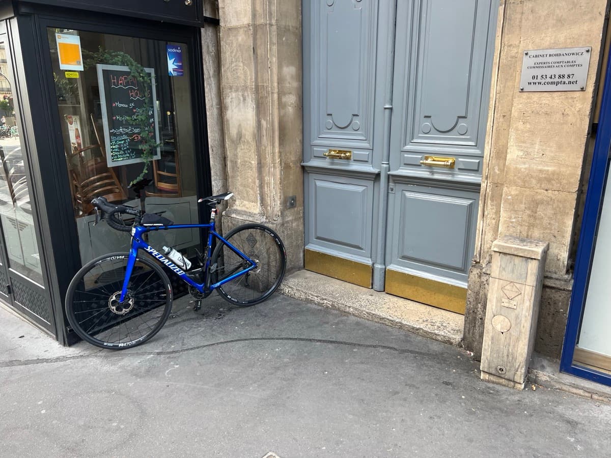 Entrée du Cabinet Bohdanowicz — 19 rue de Rome, Paris 8e